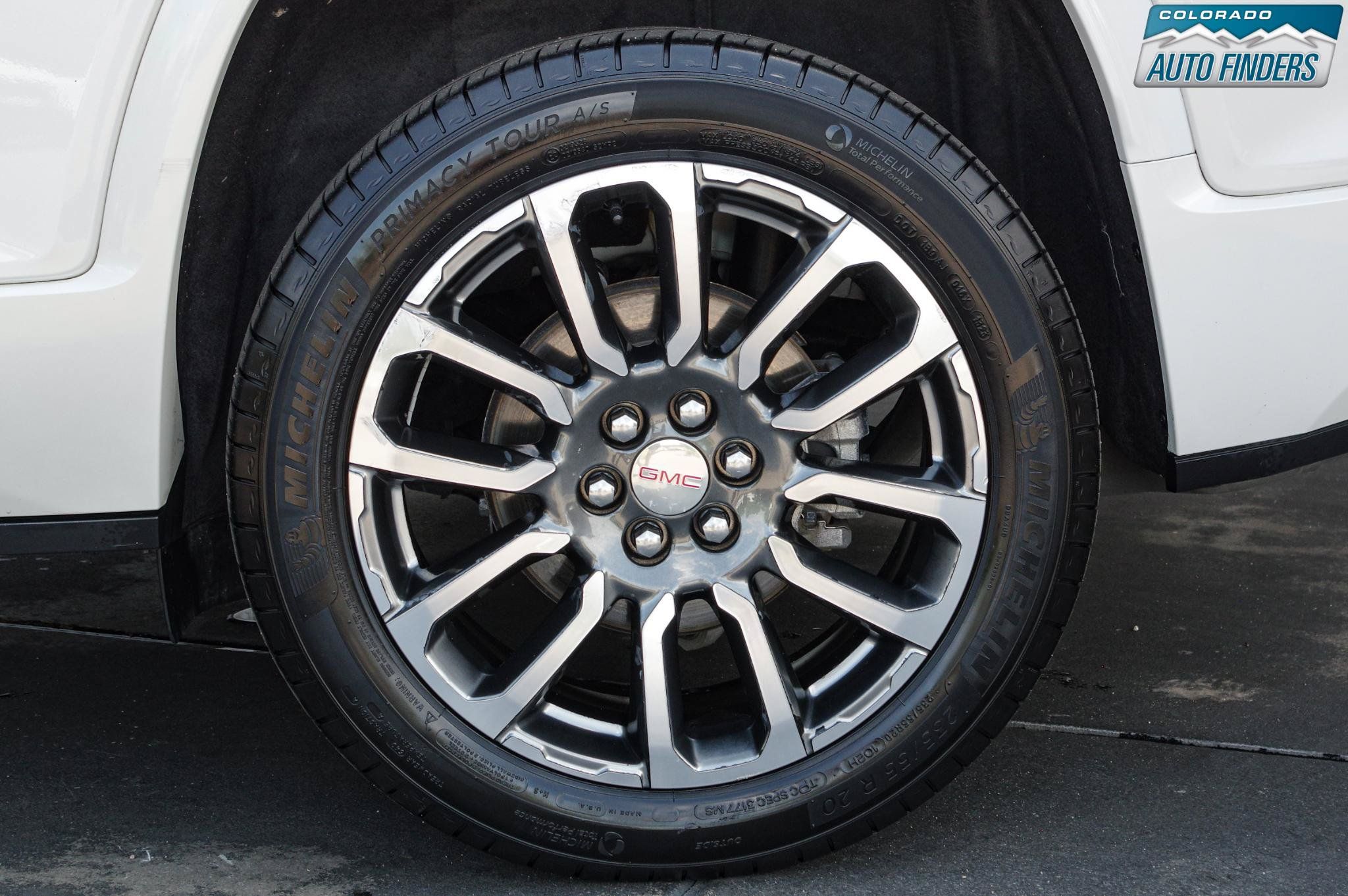 Used 2020 GMC Acadia Denali w/ Technology Package AWD/4WD image 23