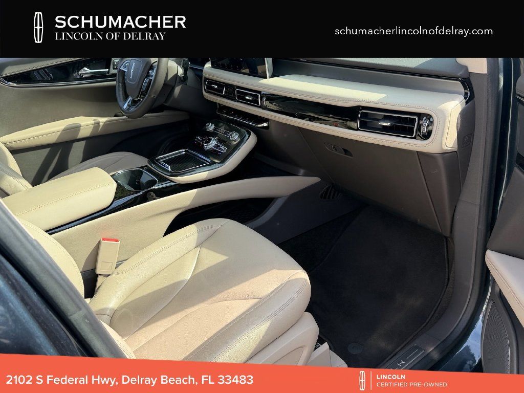 Used 2022 Lincoln Nautilus FWD w/ Premium Package image 14