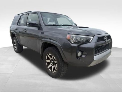 Used 2019 Toyota 4Runner TRD Off-Road Premium image 3