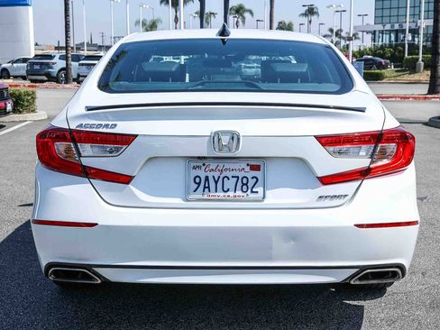 Used 2022 Honda Accord Sport image 6