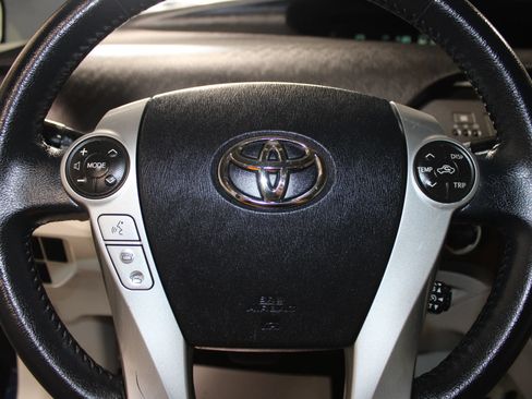 Used 2012 Toyota Prius Four FWD image 18
