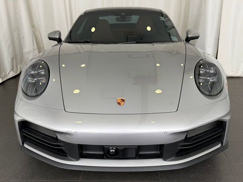 Used 2025 Porsche 911 Carrera RWD image 6