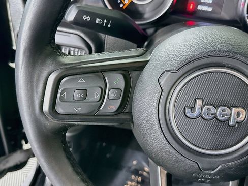 Used 2022 Jeep Wrangler Unlimited Sport AWD/4WD image 20