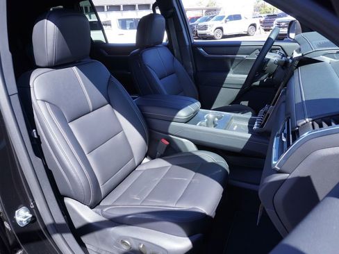 New 2026 GMC Acadia Elevation w/ Elevation Premium Package image 13