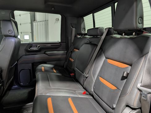 Used 2025 GMC Sierra 3500 AT4 w/ AT4 Premium Plus Package image 18