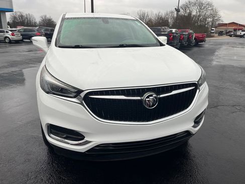 Used 2019 Buick Enclave Essence image 8