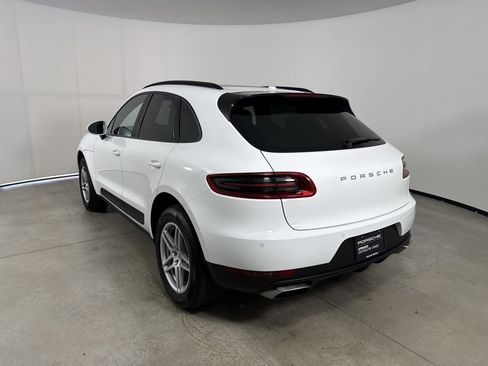 Used 2017 Porsche Macan AWD/4WD image 3