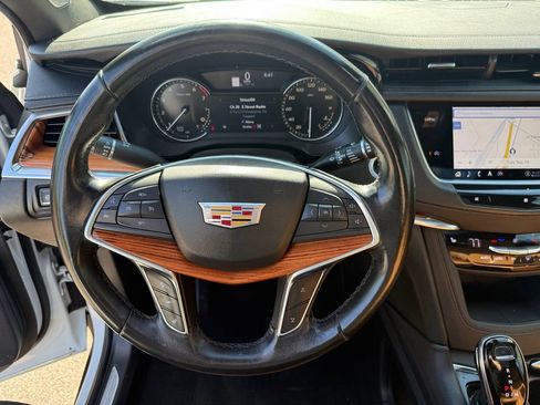 Used 2021 Cadillac XT5 Premium Luxury AWD/4WD image 15