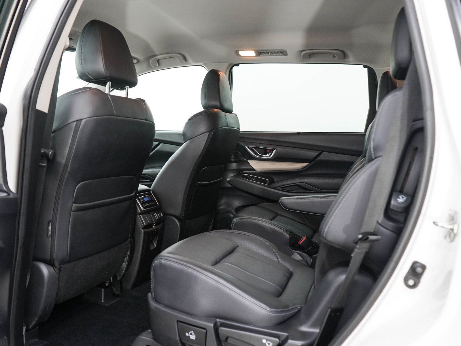 Used 2019 Subaru Ascent Limited w/ Popular Package #3 AWD/4WD image 18