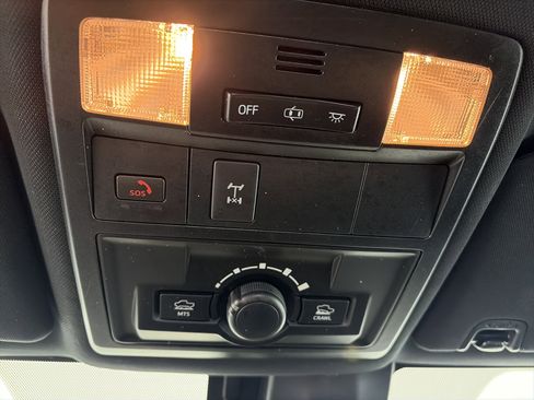 Used 2023 Toyota Tacoma TRD Off-Road image 30