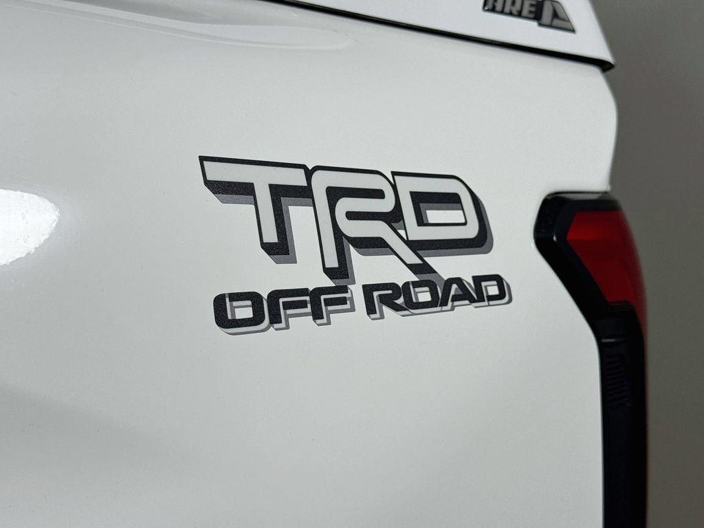 Used 2024 Toyota Tacoma TRD Off-Road AWD/4WD image 26