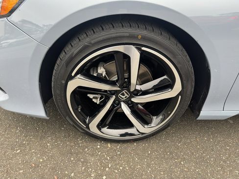 Used 2022 Honda Accord Sport image 25