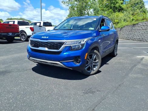 Used 2022 Kia Seltos S AWD/4WD image 3