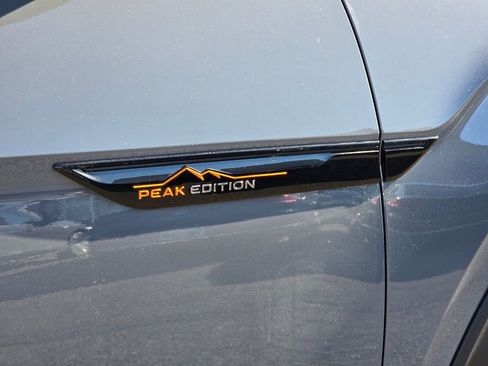 New 2026 Volkswagen Atlas Peak Edition AWD/4WD image 10