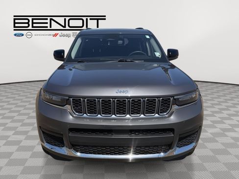 Used 2023 Jeep Grand Cherokee L Laredo w/ Luxury Tech Group I image 8