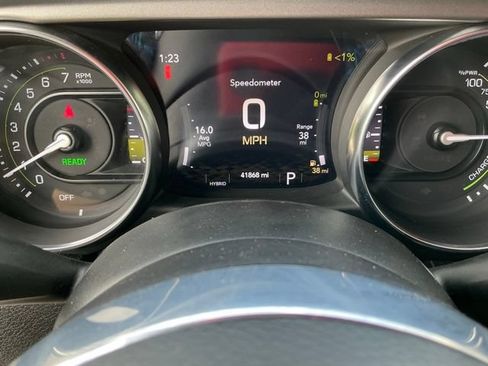 Used 2023 Jeep Wrangler Unlimited Rubicon 4xe w/ Cold Weather Group AWD/4WD image 29