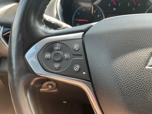 Used 2020 Chevrolet Traverse LT FWD image 10