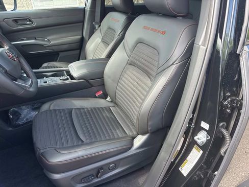 New 2026 Nissan Pathfinder Rock Creek AWD/4WD image 25
