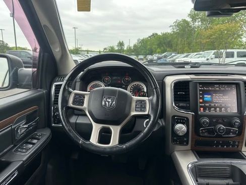 Used 2017 RAM 1500 Laramie w/ Convenience Group AWD/4WD image 21
