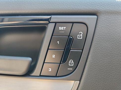 New 2026 Porsche Cayenne Coupe image 16