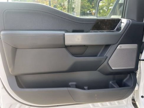 Certified 2022 Ford F150 Lariat w/ Equipment Group 501A Mid AWD/4WD image 18