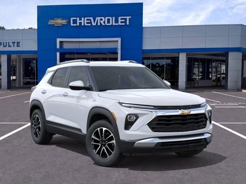 New 2026 Chevrolet TrailBlazer LT w/ Convenience Package FWD image 7