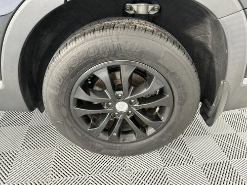 Used 2020 Hyundai Santa Fe SEL FWD image 10