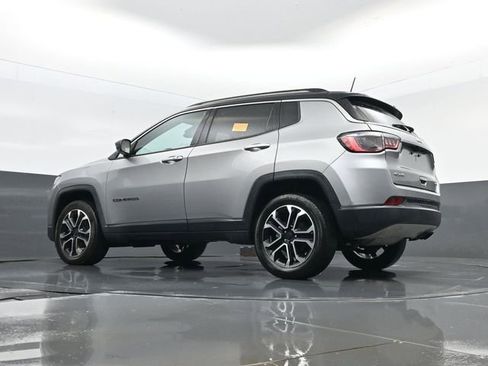Used 2022 Jeep Compass Limited AWD/4WD image 24