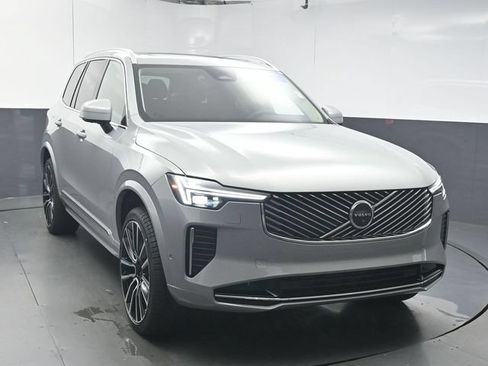 Used 2026 Volvo XC90 B6 Plus w/ Protection Package Premier AWD/4WD image 2