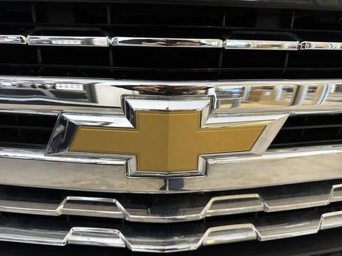 Used 2022 Chevrolet Silverado 1500 LTZ image 32