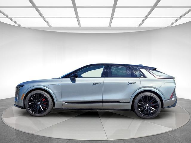 New 2026 Cadillac Lyriq V AWD/4WD image 8