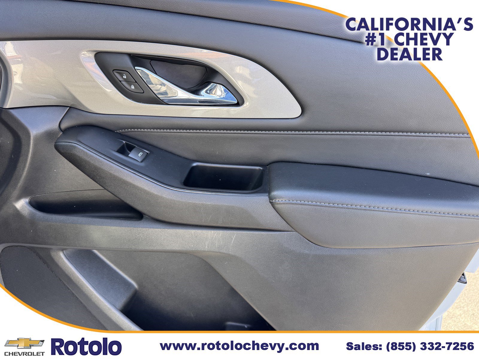 Used 2023 Chevrolet Traverse LT FWD image 9