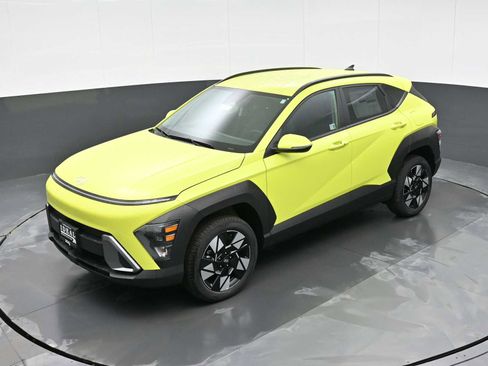 Certified 2025 Hyundai Kona SEL image 24
