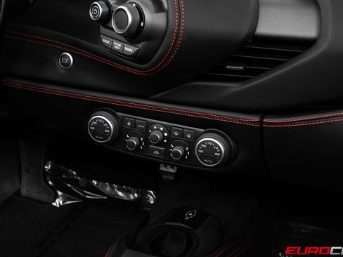 Used 2019 Ferrari 488 Spider RWD image 34