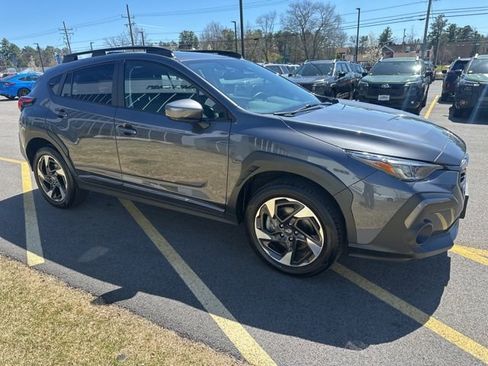Used 2025 Subaru Crosstrek 2.5i Limited AWD/4WD image 3