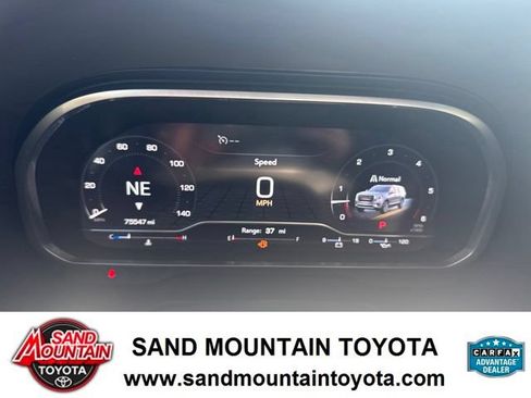 Used 2023 GMC Yukon SLT RWD image 19