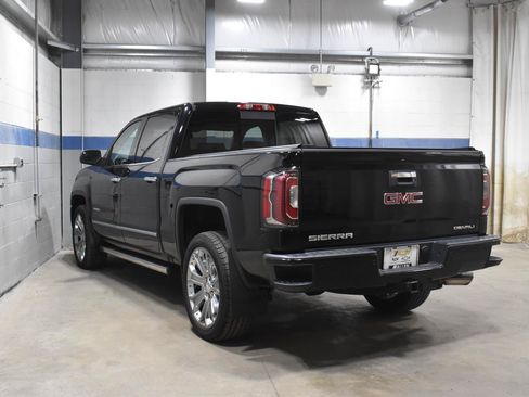 Used 2018 GMC Sierra 1500 Denali w/ Denali Ultimate Package AWD/4WD image 25