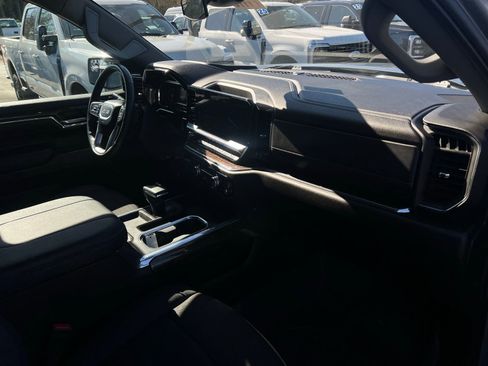 Used 2024 GMC Sierra 1500 Elevation w/ X31 Off-Road Package image 20