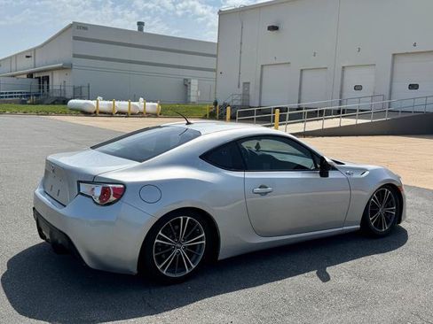 Used 2014 Scion FR-S RWD image 4