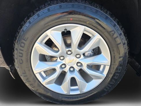 Used 2023 Chevrolet Silverado 1500 Custom AWD/4WD image 10