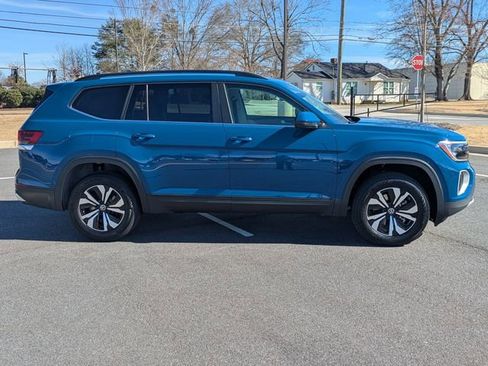 New 2026 Volkswagen Atlas SE image 3