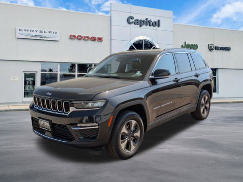 Certified 2024 Jeep Grand Cherokee Limited 4xe w/ Trailer Tow Package AWD/4WD image 8