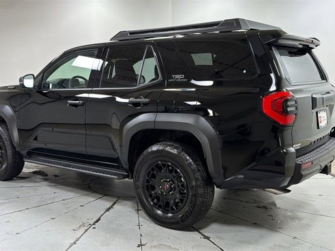 Certified 2025 Toyota 4Runner TRD Off-Road image 7