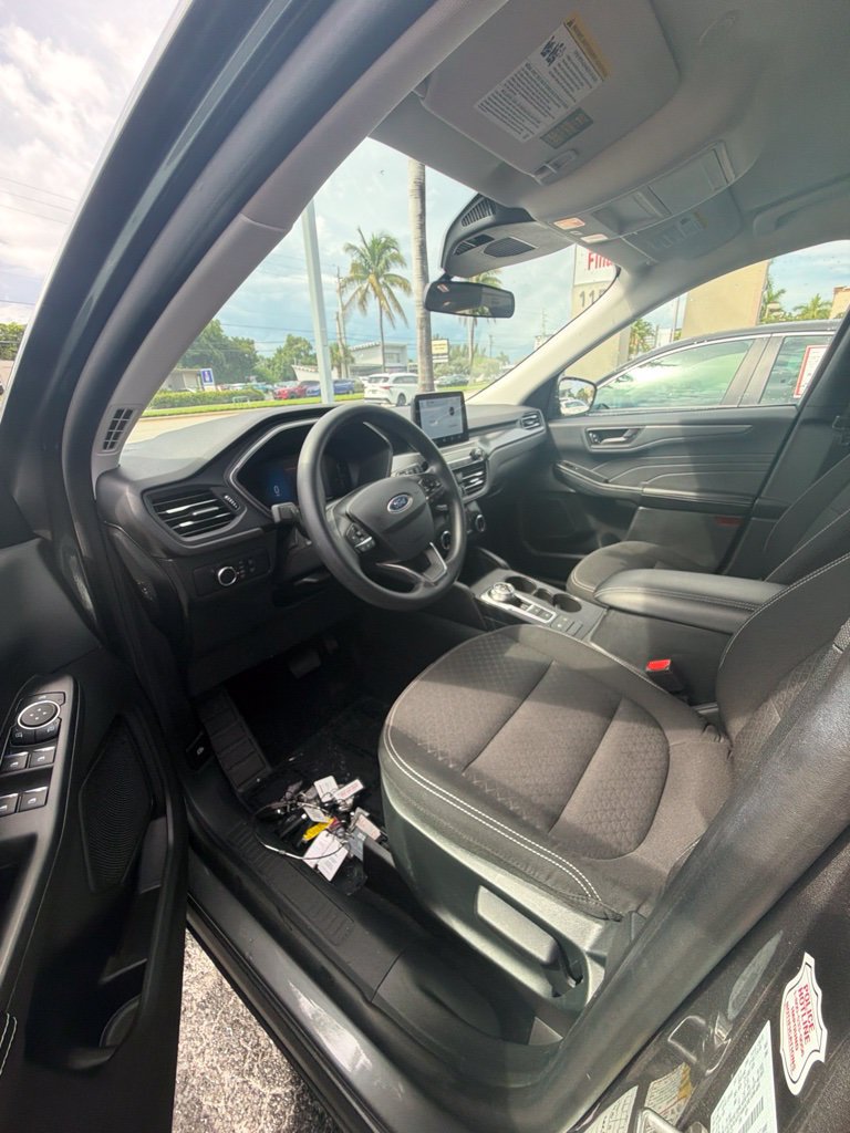 Used 2025 Ford Escape Active FWD image 4