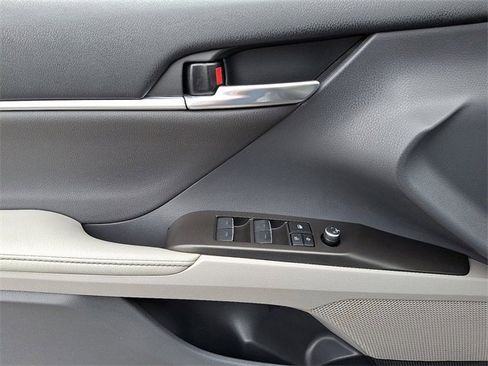 Certified 2023 Toyota Camry XLE image 13