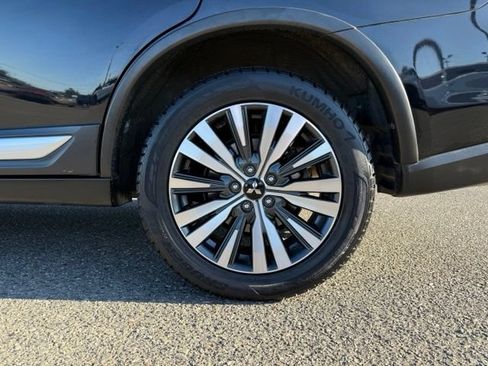 Used 2020 Mitsubishi Outlander ES AWD/4WD image 17
