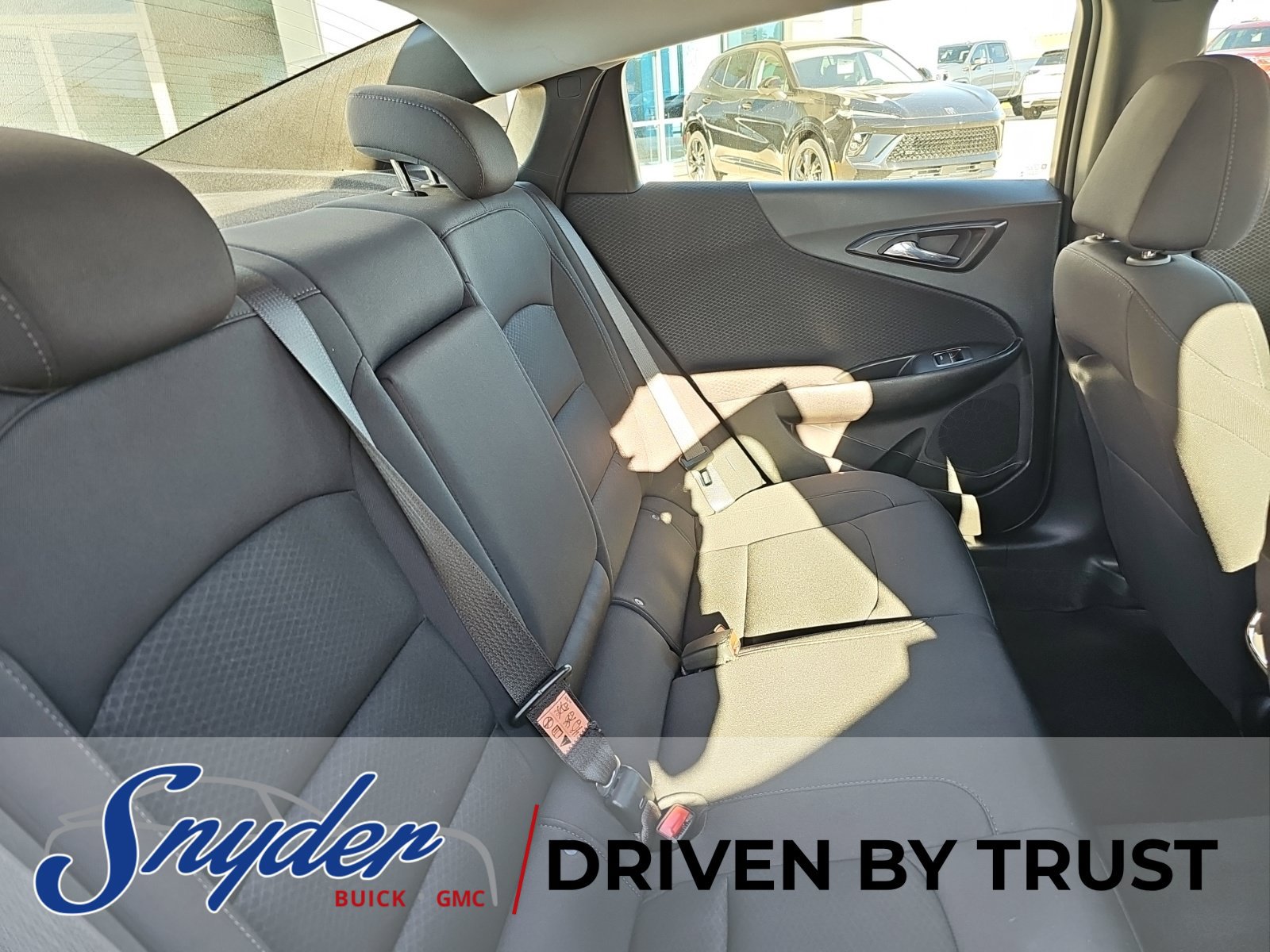 Used 2023 Chevrolet Malibu LT FWD image 20
