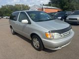 Used 2002 Toyota Sienna XLE image 3