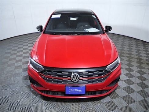 Used 2019 Volkswagen Jetta GLI image 3