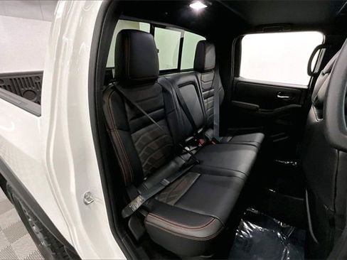 New 2025 Nissan Frontier PRO-4X w/ Pro Premium Package image 29